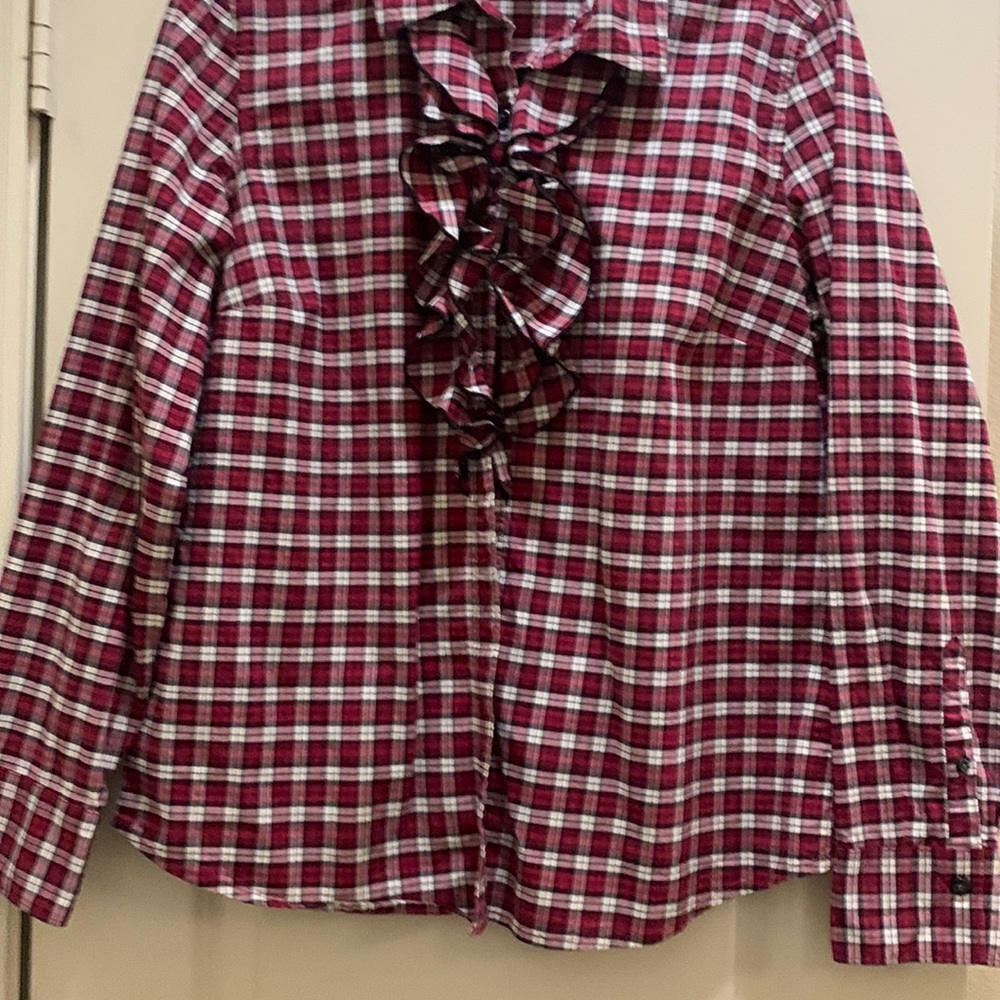 Bass ruffle accent long sleeve blouse